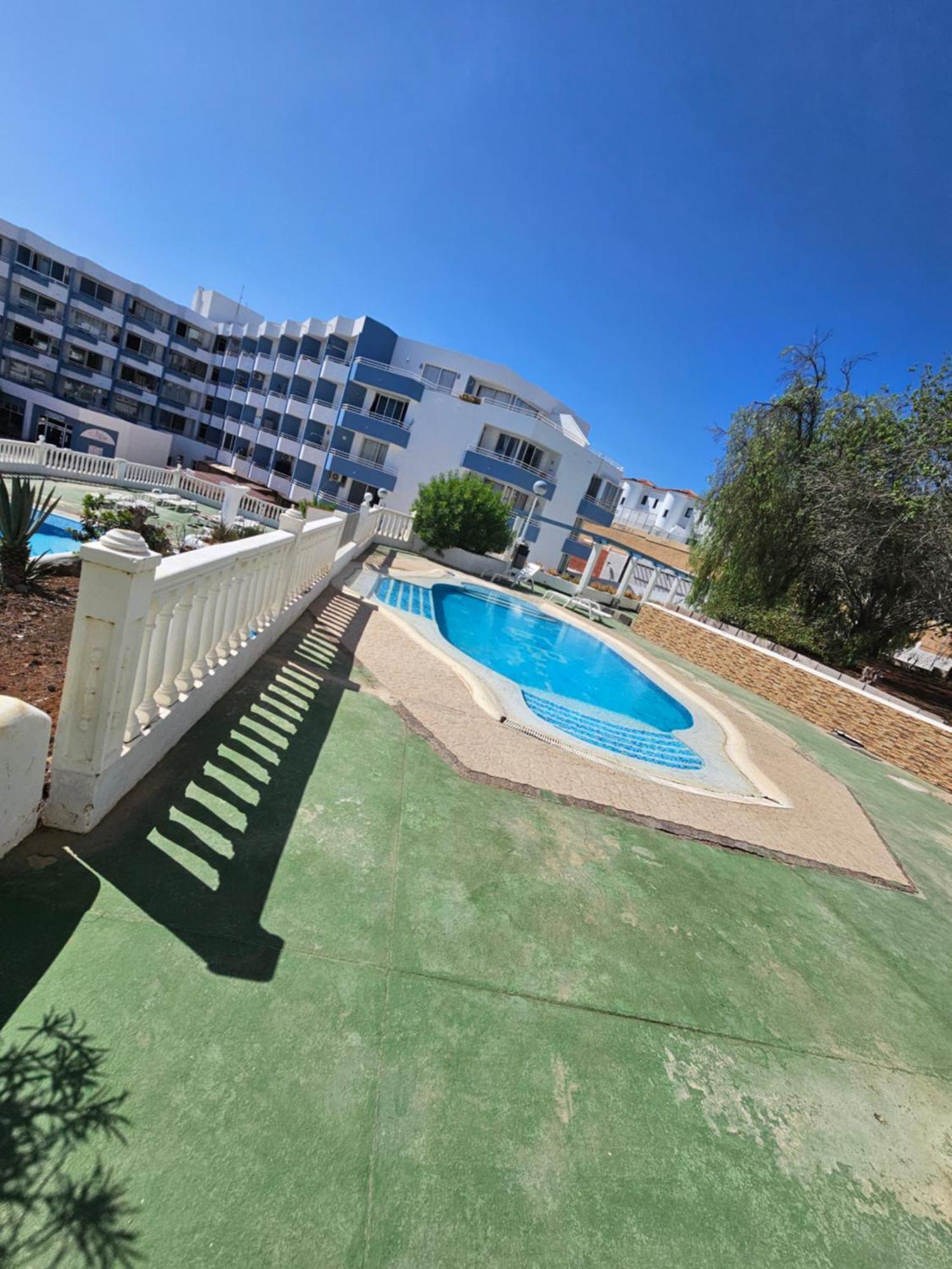 Cozy Studio, Aircon And 3 Pools San Miguel de Abona Luaran gambar